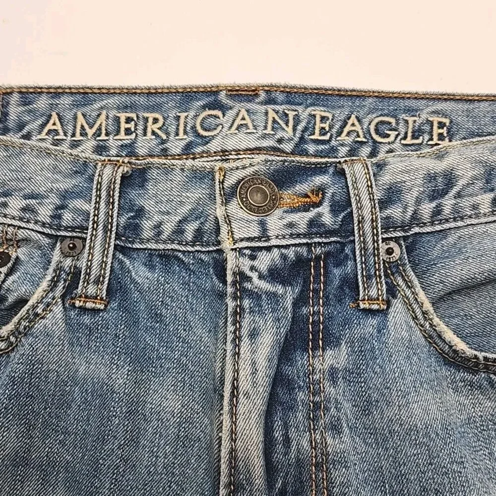 American Eagle Jeans Relaxed Men Sz 31 x 32 Cotton Light Wash Distressed Pants
